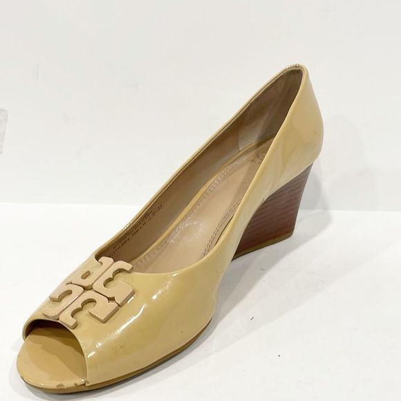 Tory Burch Shoes - Tory Burch Lowell Genuine Patent Leather Peep Toe Wedge Tan Shoes Sz 9.5